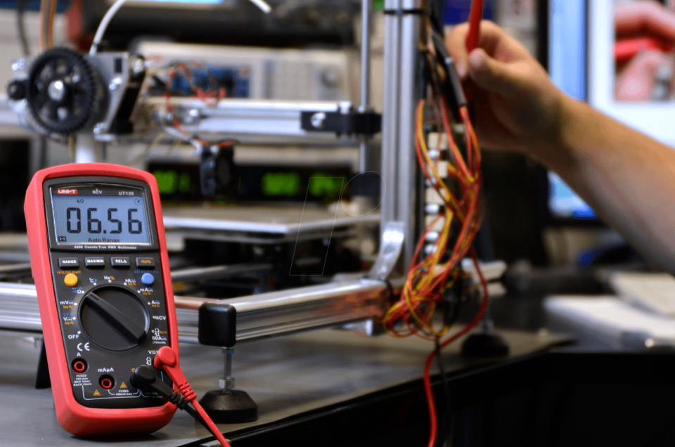 UT 139B UNI-T TRMS Digital Multimeter